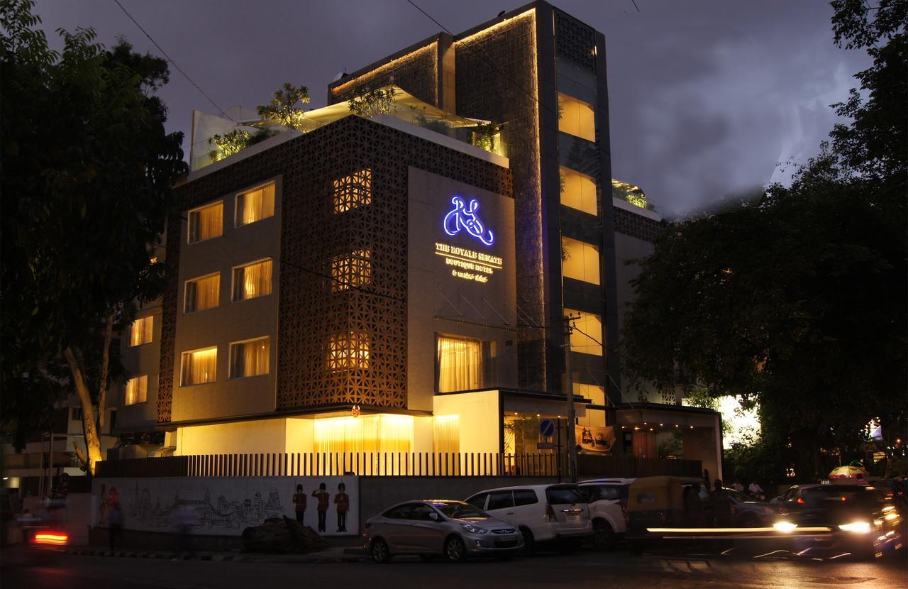 The Royale Senate Race Course, Bangalore Buitenkant foto